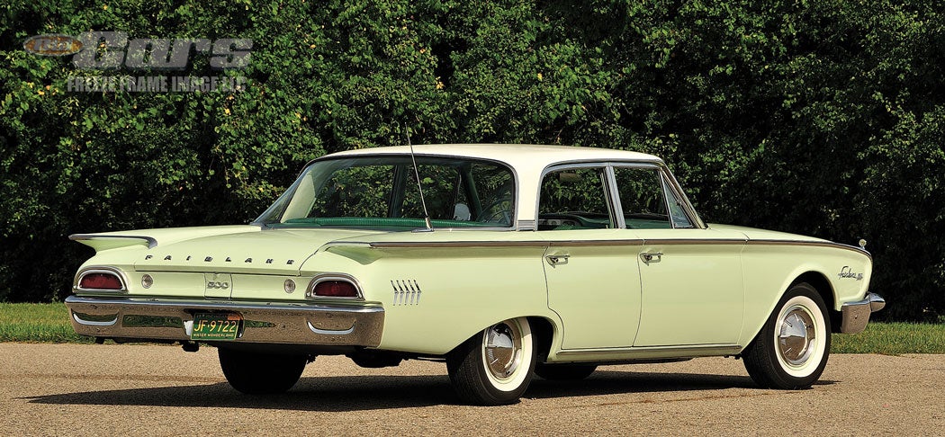 1960-ford-fairlane-500-four-door-a187.jpg