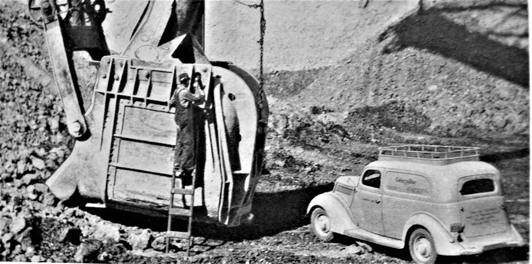 2023-09d-caterplillar-camera-car-photo-02.jpg