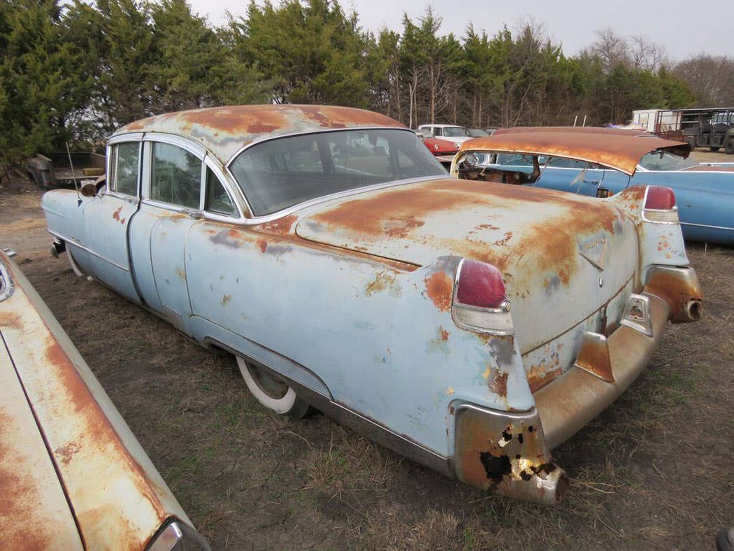 vdb164t_3-1954-cadillac-fleetwood.jpg