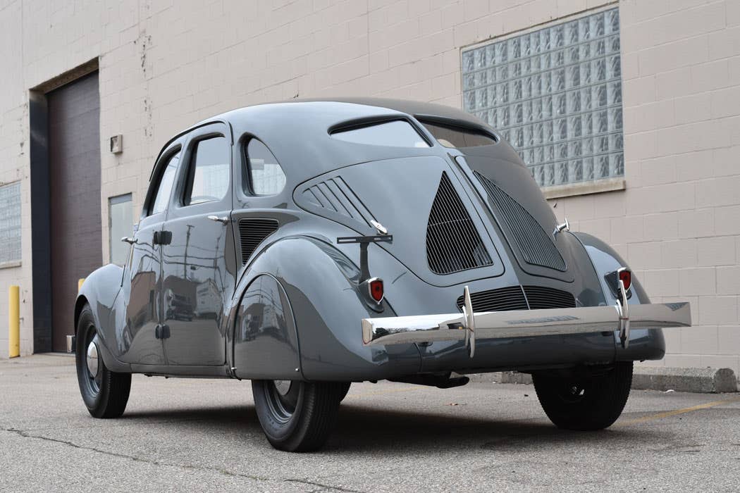 1936-hoffman-x8-prototype-car-photo-13-credit-marcus-long.jpg