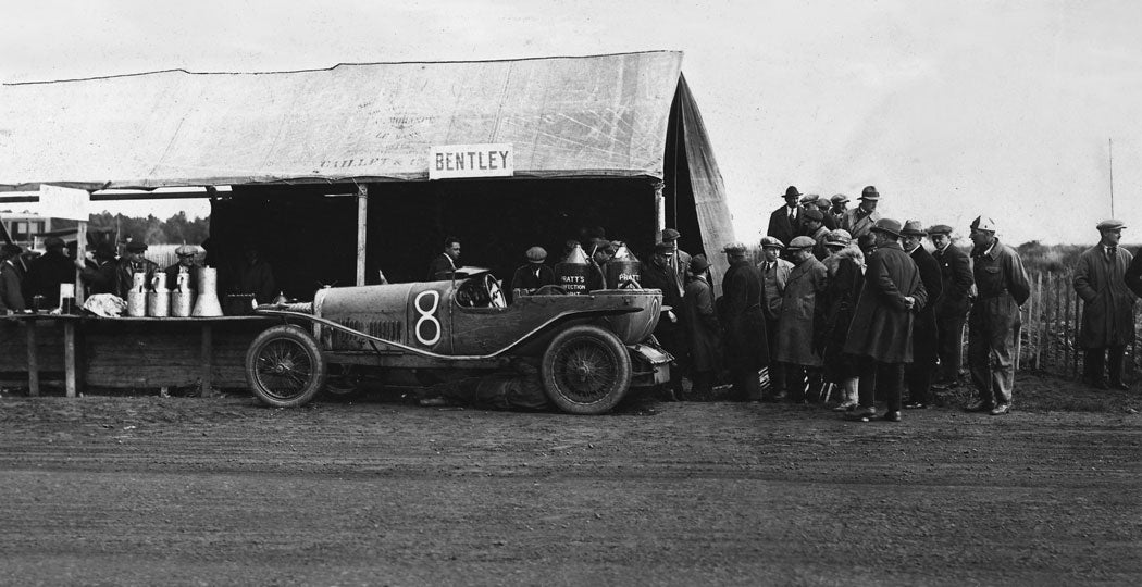 bentley-141-at-le-mans--credit-motorsport-images-and-kidston.jpg