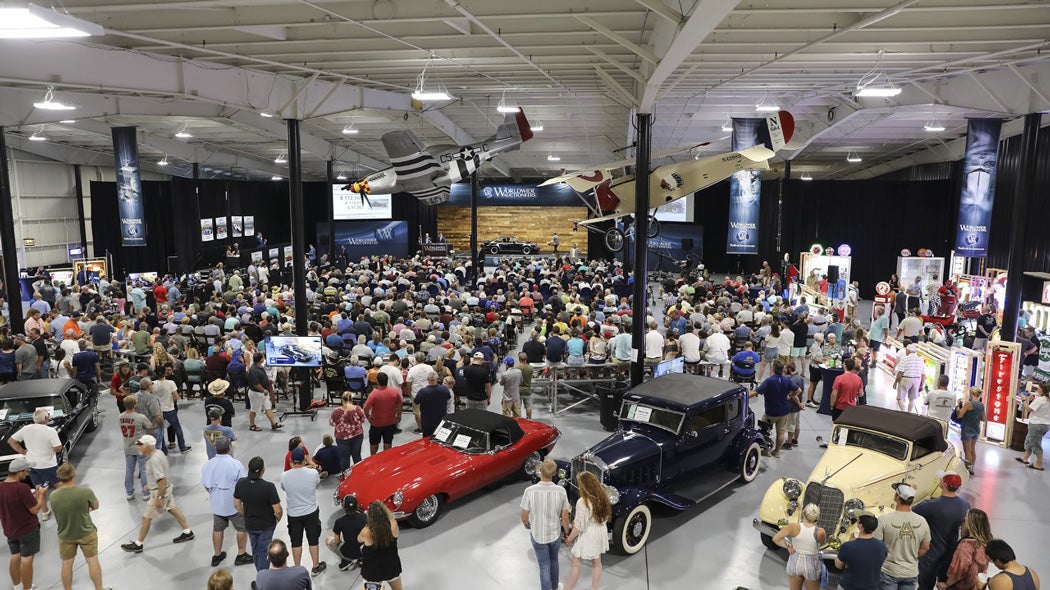 auburn-auction-crowd.jpg