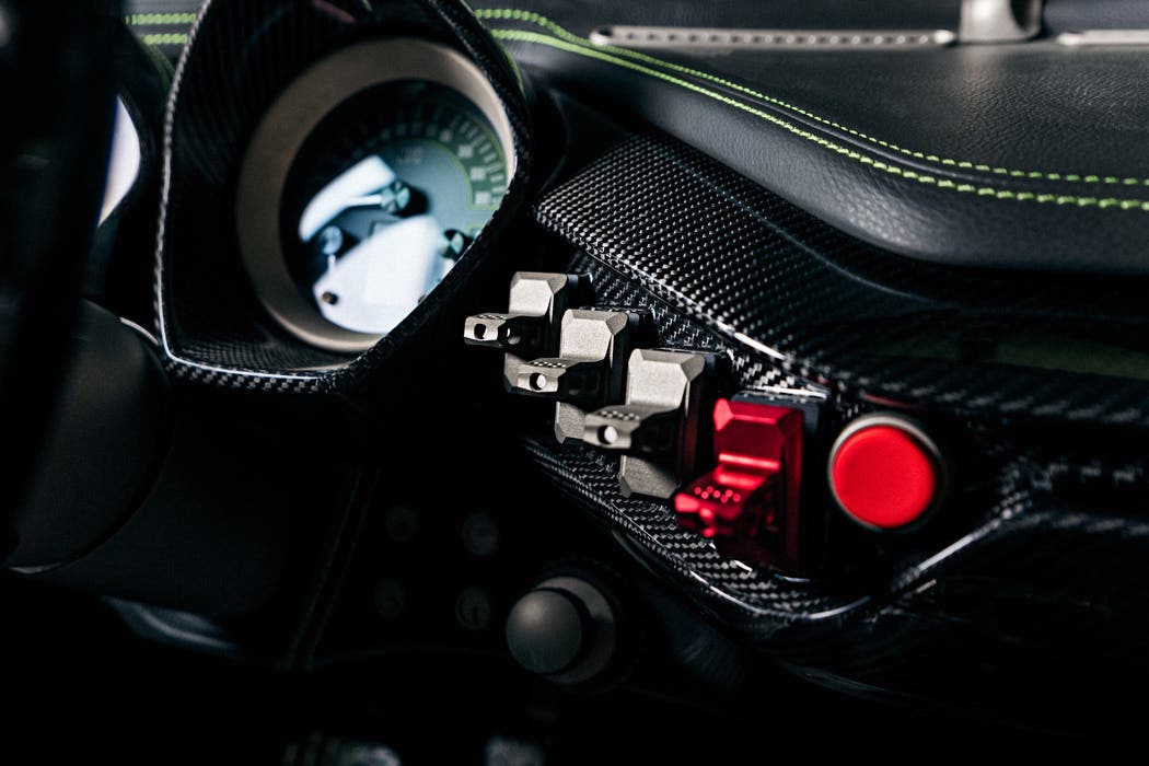 crazy-truck_details-centerscene-23.jpg