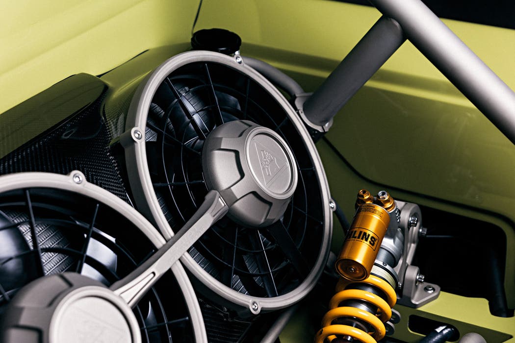 crazy-truck_details-centerscene-38.jpg