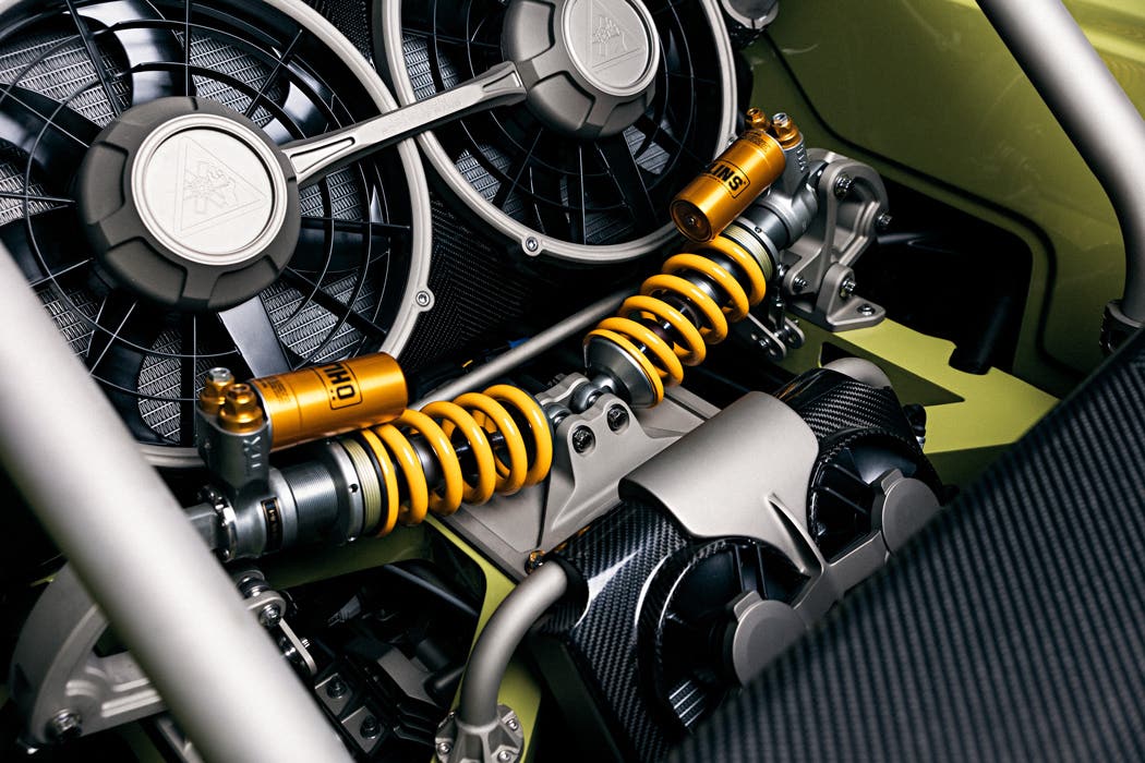 crazy-truck_details-centerscene-35.jpg