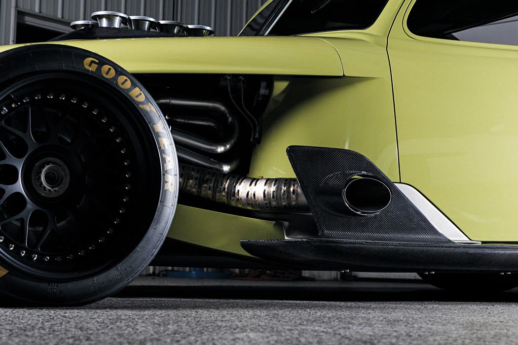crazy-truck_details-centerscene-66.jpg