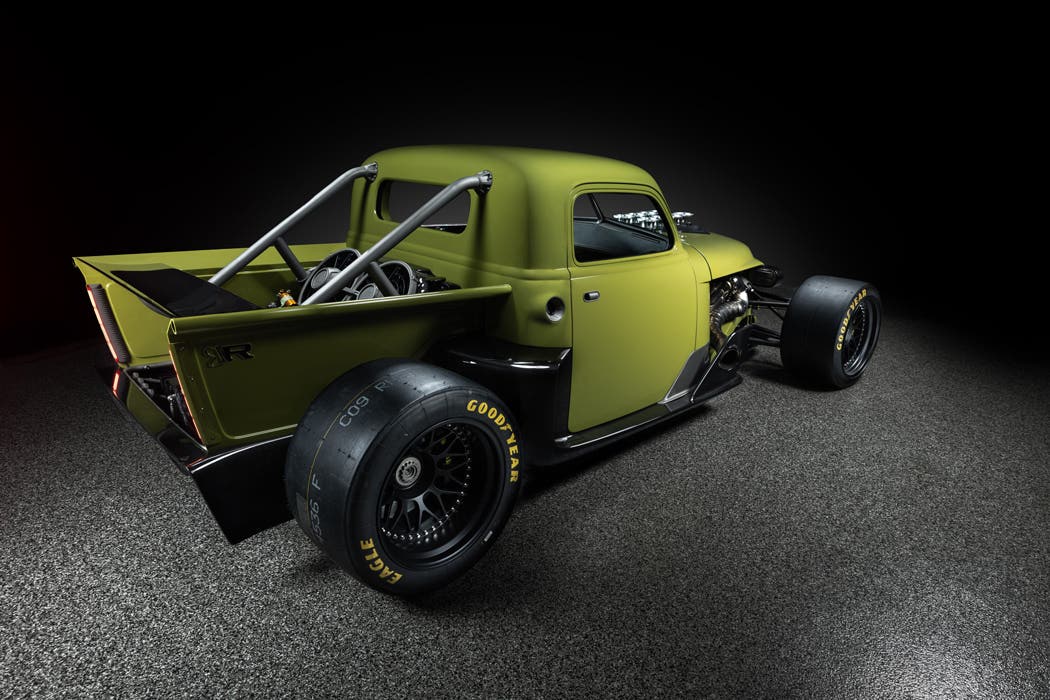 ringbrothers_super-truck_centerscene_04.jpg