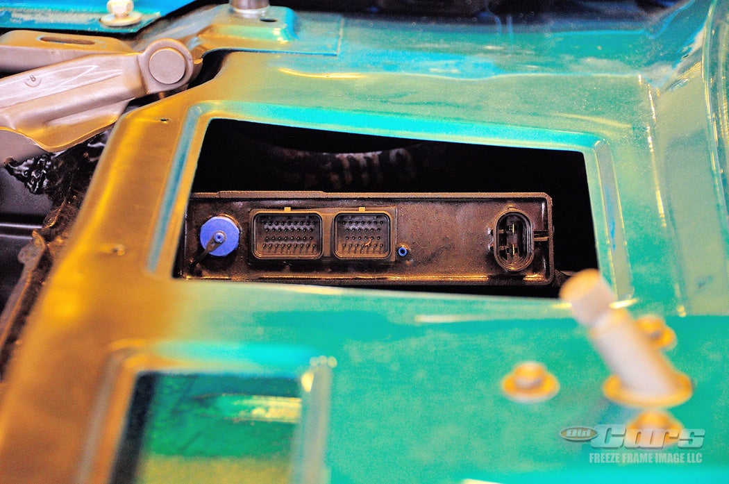 cdc-1969-gt500-respec-assembly-b017.jpg