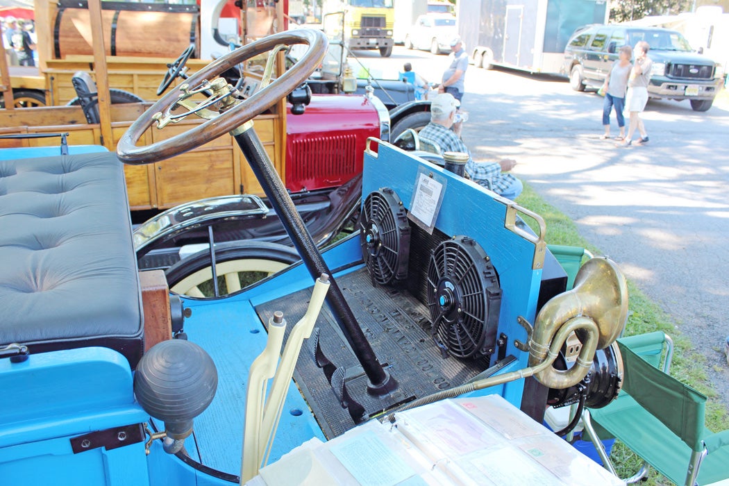 little-giant-truck-pix-1.jpg