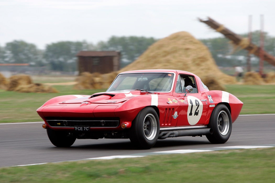 c2-stingray-race-car.jpg