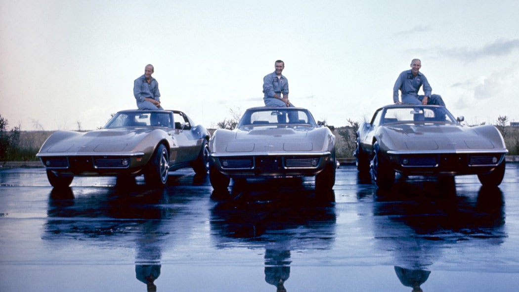 c3_crew-of-apollo-12_2-.jpg