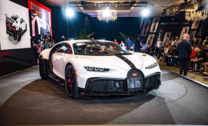 2022-bugatti-chiron.jpg