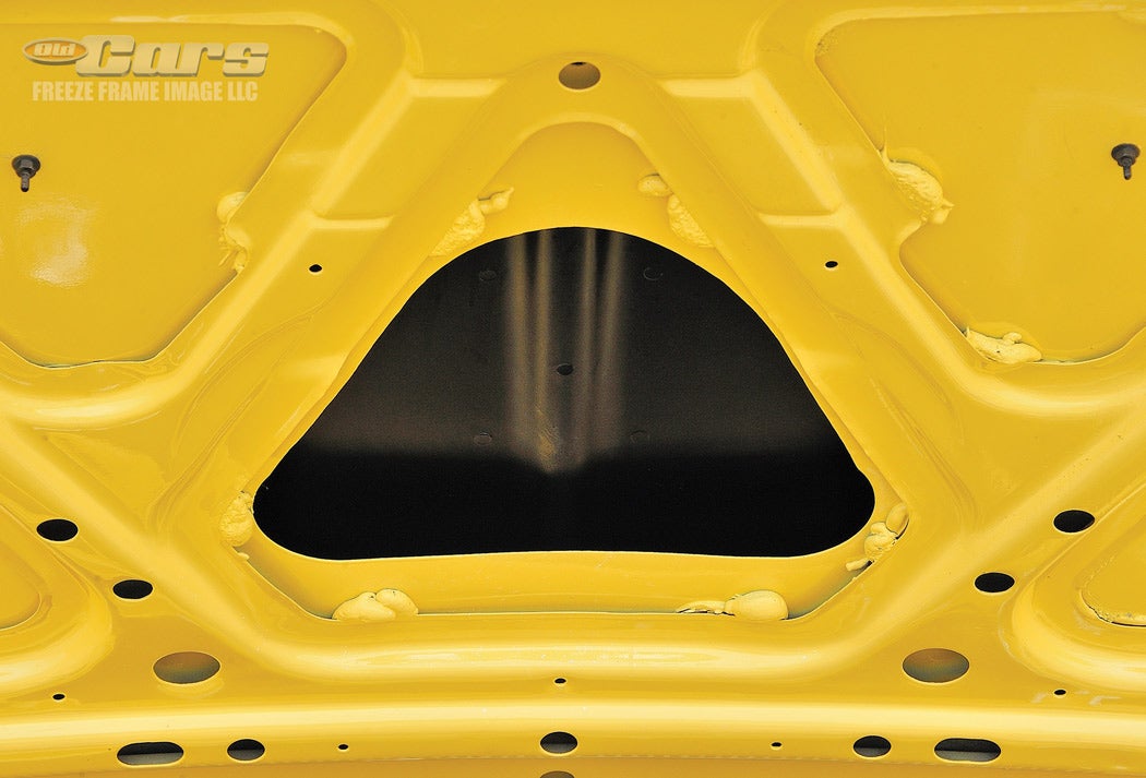 6-1974-dodge-dart-sport-engine-details-a043.jpg