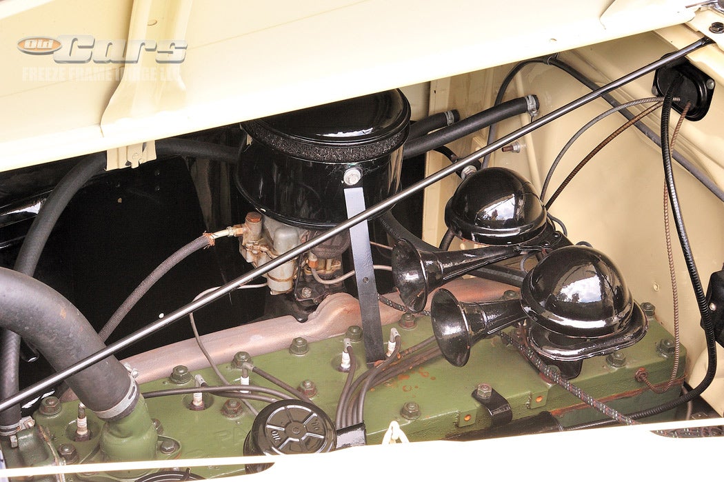 5-1942-packard-deluxe-convertible-coupe-a432.jpg