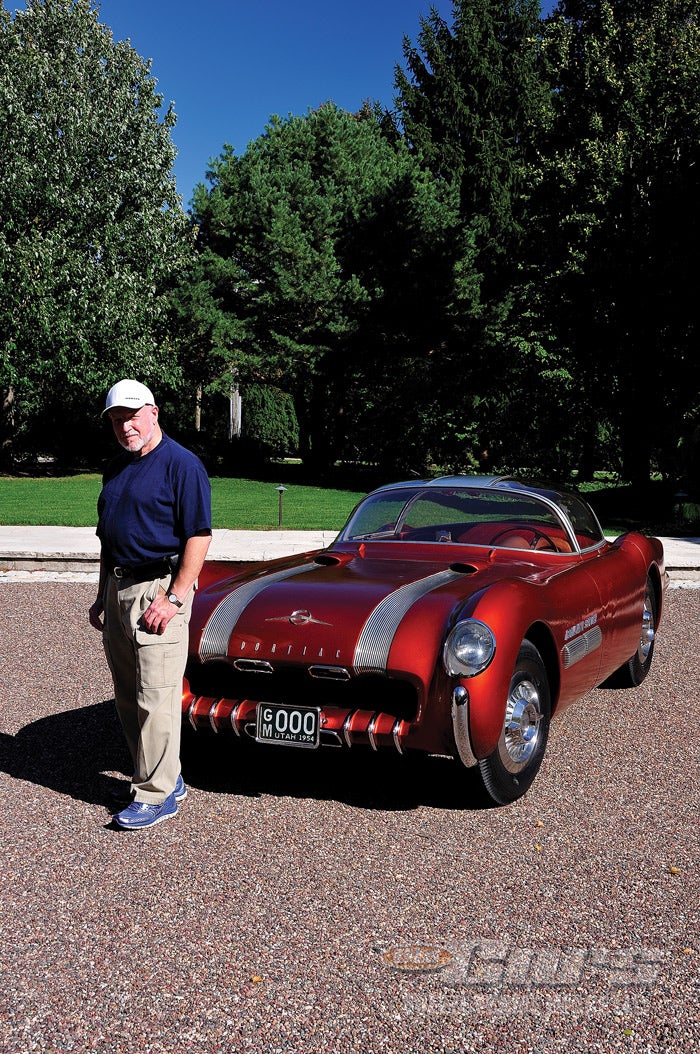 10-1954-bonneville-special-concept-show-car-a166.jpg