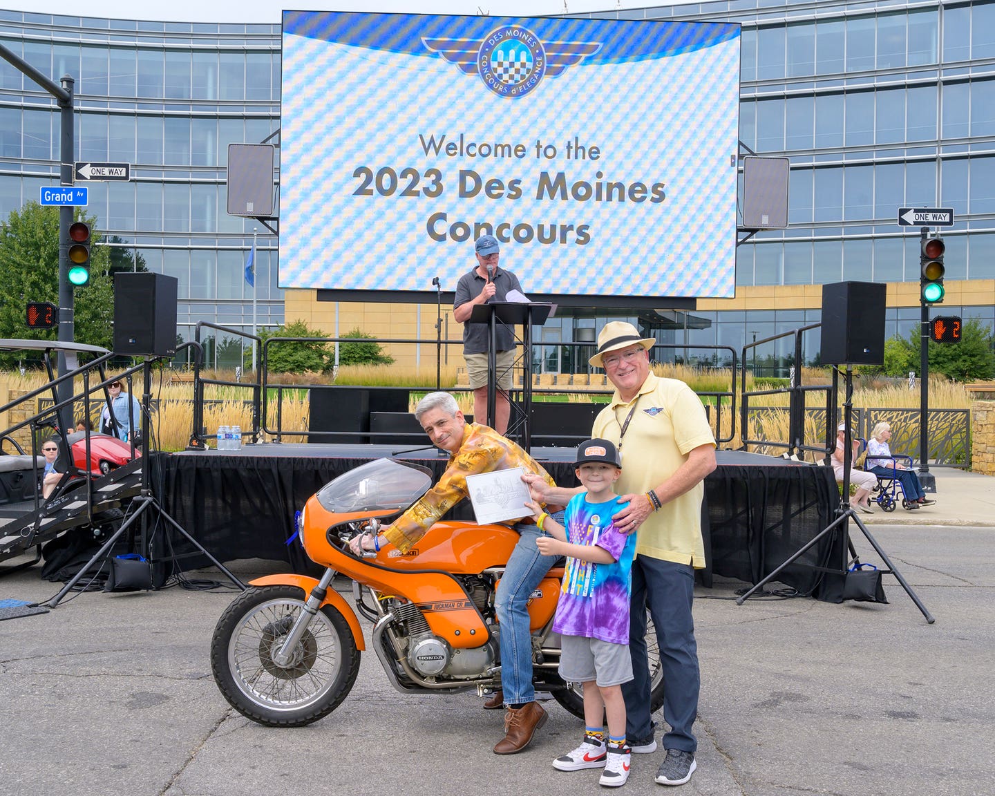 09-motorcycles-1st-isenphoto_4105.jpg