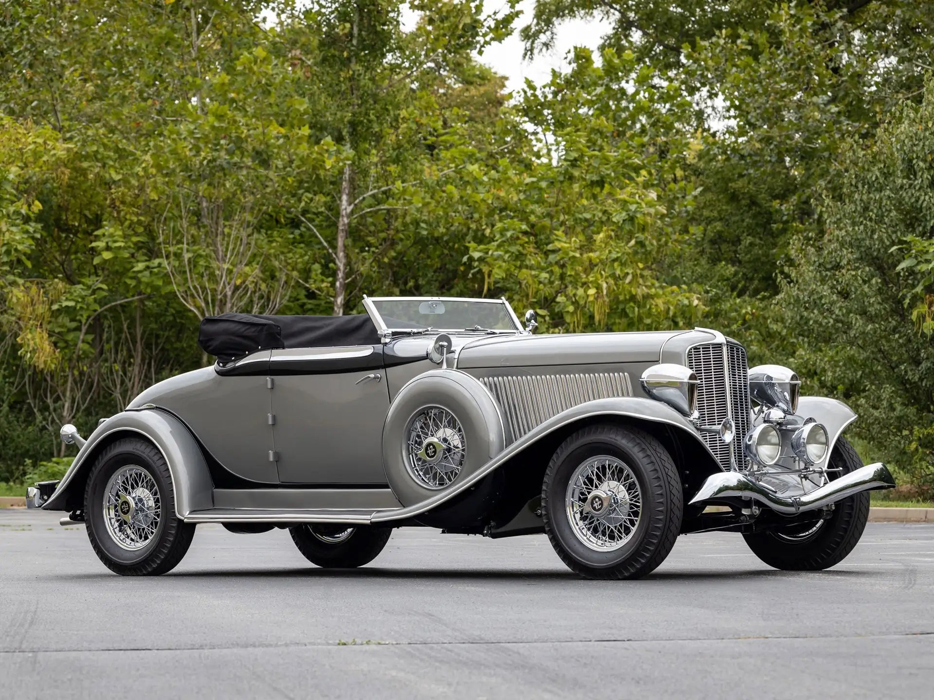 1934-auburn-twelve-salon-cabriolet-copy.jpg
