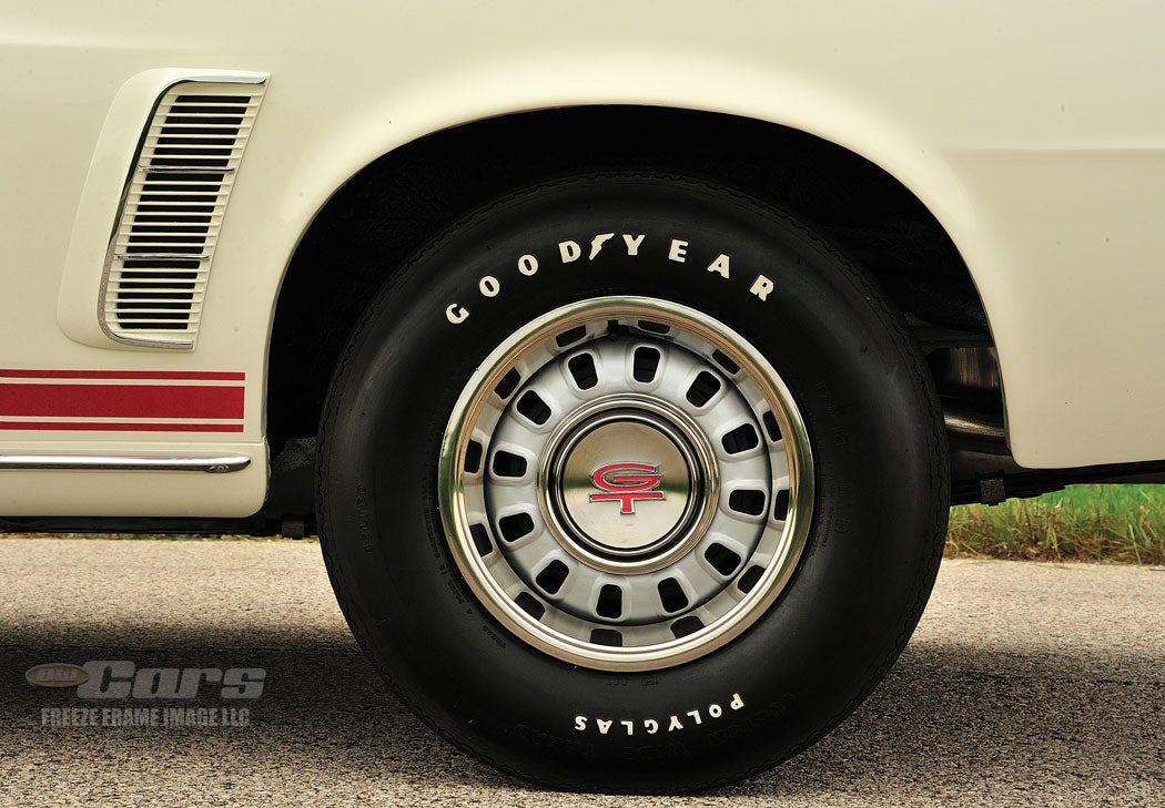 7-1969-mustang-gt-r-code-coupe-a209-.jpg