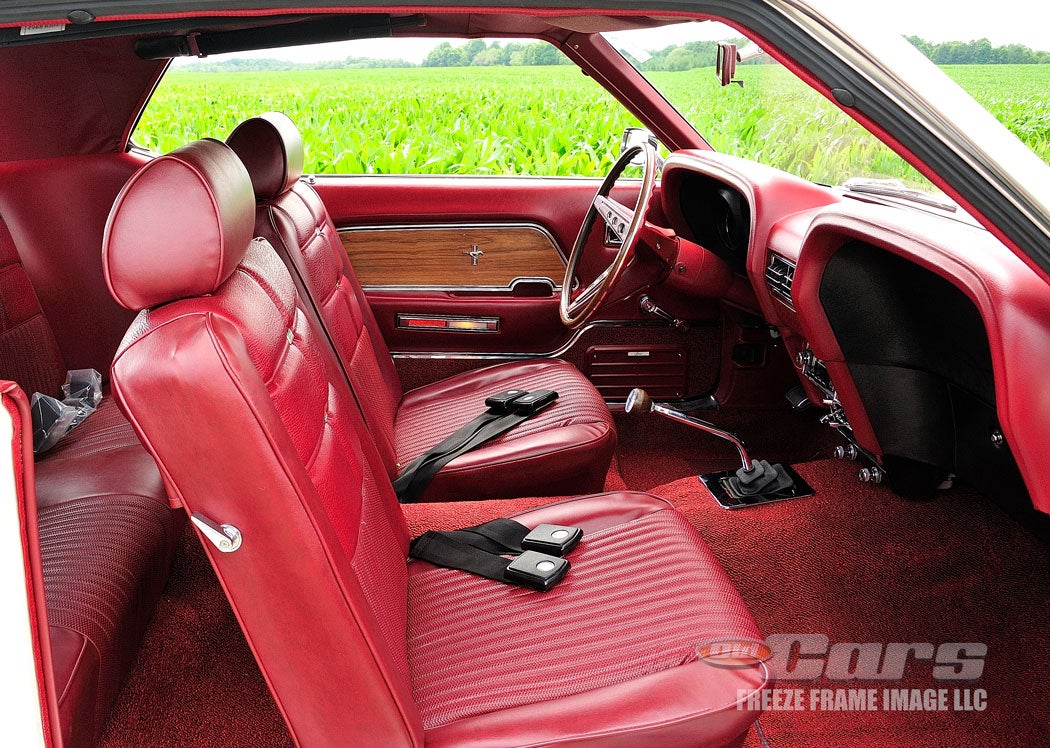 1969-mustang-gt-r-code-interior-.jpg