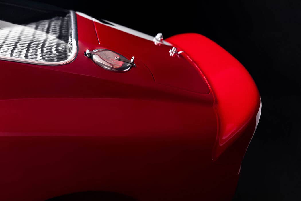 hero_ferrari_250_gto-11.jpg