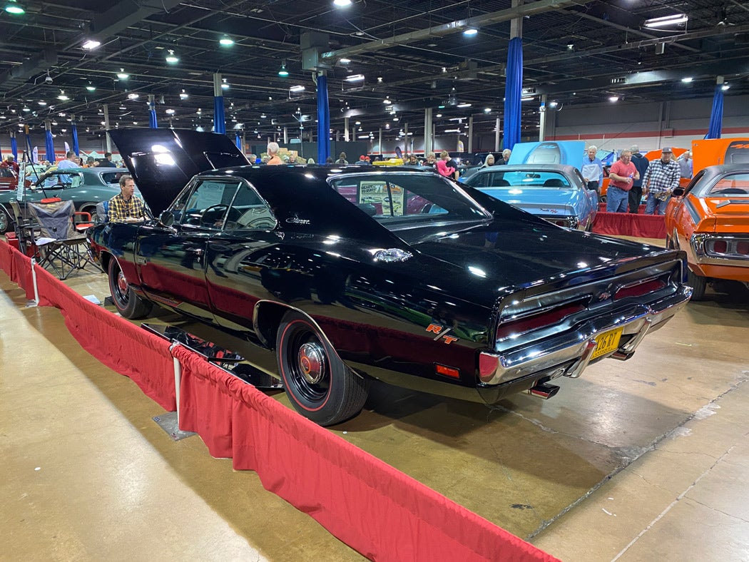 1969-dodge-challenger-r-t-426-hemi.jpg