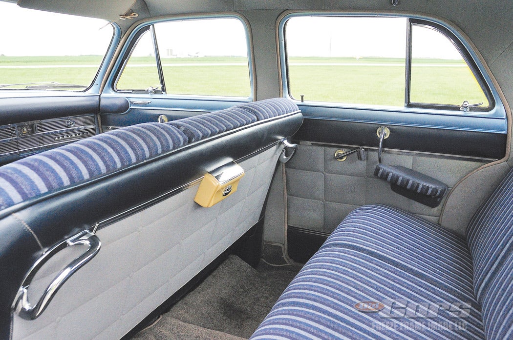 5-1950-chrysler-new-yorker-a156.jpg
