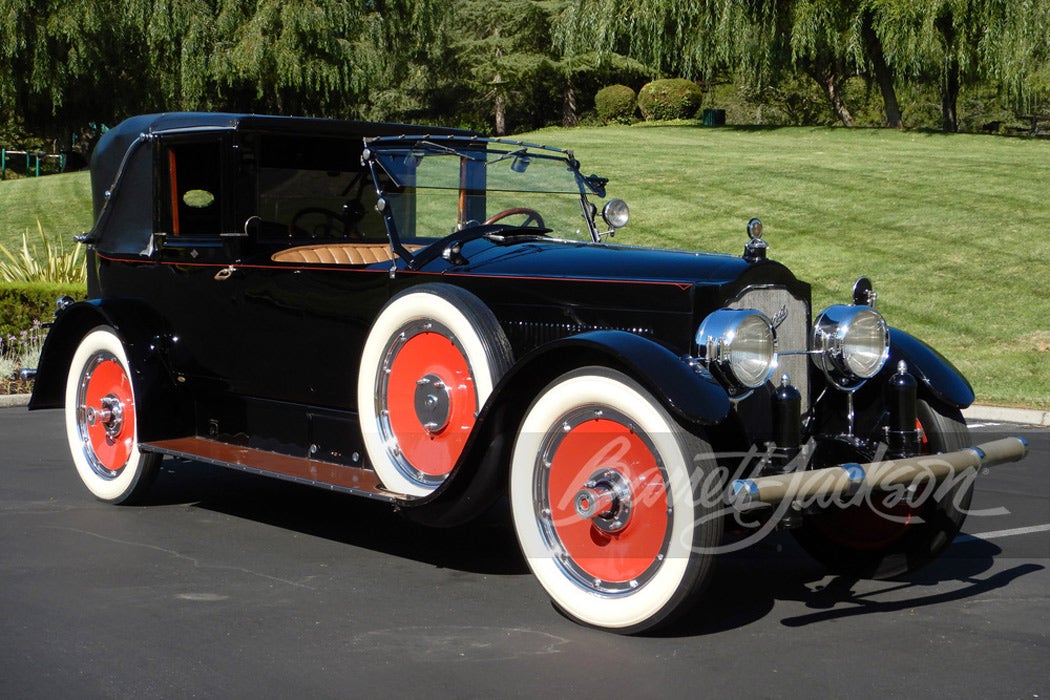 1920-packard-twin-6-transformable-town-car.jpg