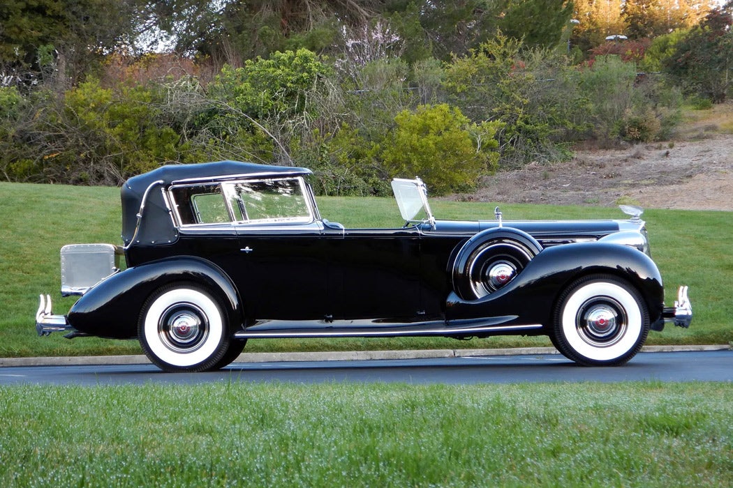 1938-packard-12-torpedo-cabriolet.jpg