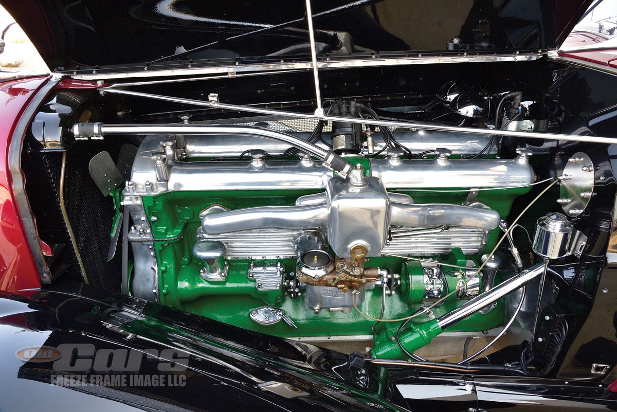 3-1935-auburn-duesenberg-speedster-engine-a024.jpg