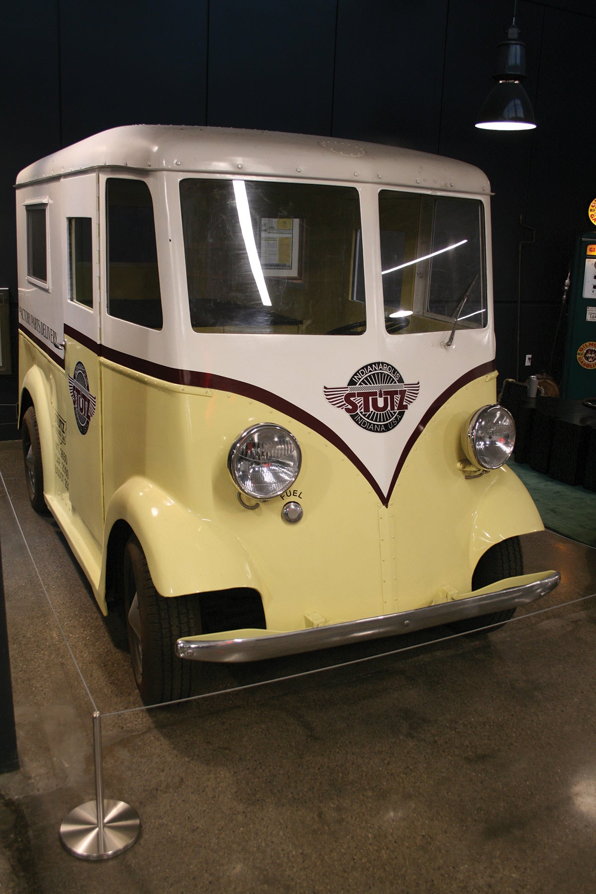 stutz-4.jpg