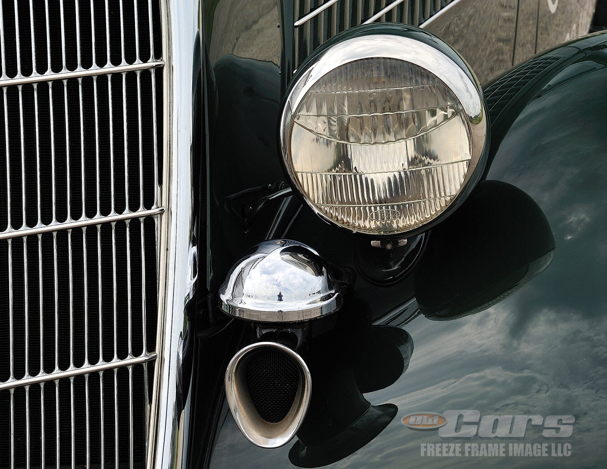 11-1935-ford-indy-pace-car-convertible-v8-a112_00001.jpg