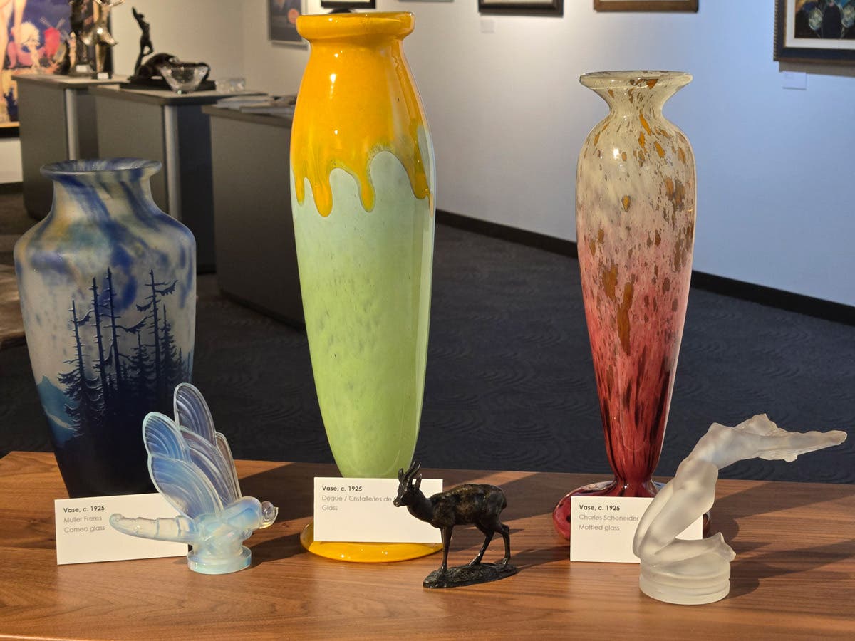 artdecoglassappointmentsandmore.jpg