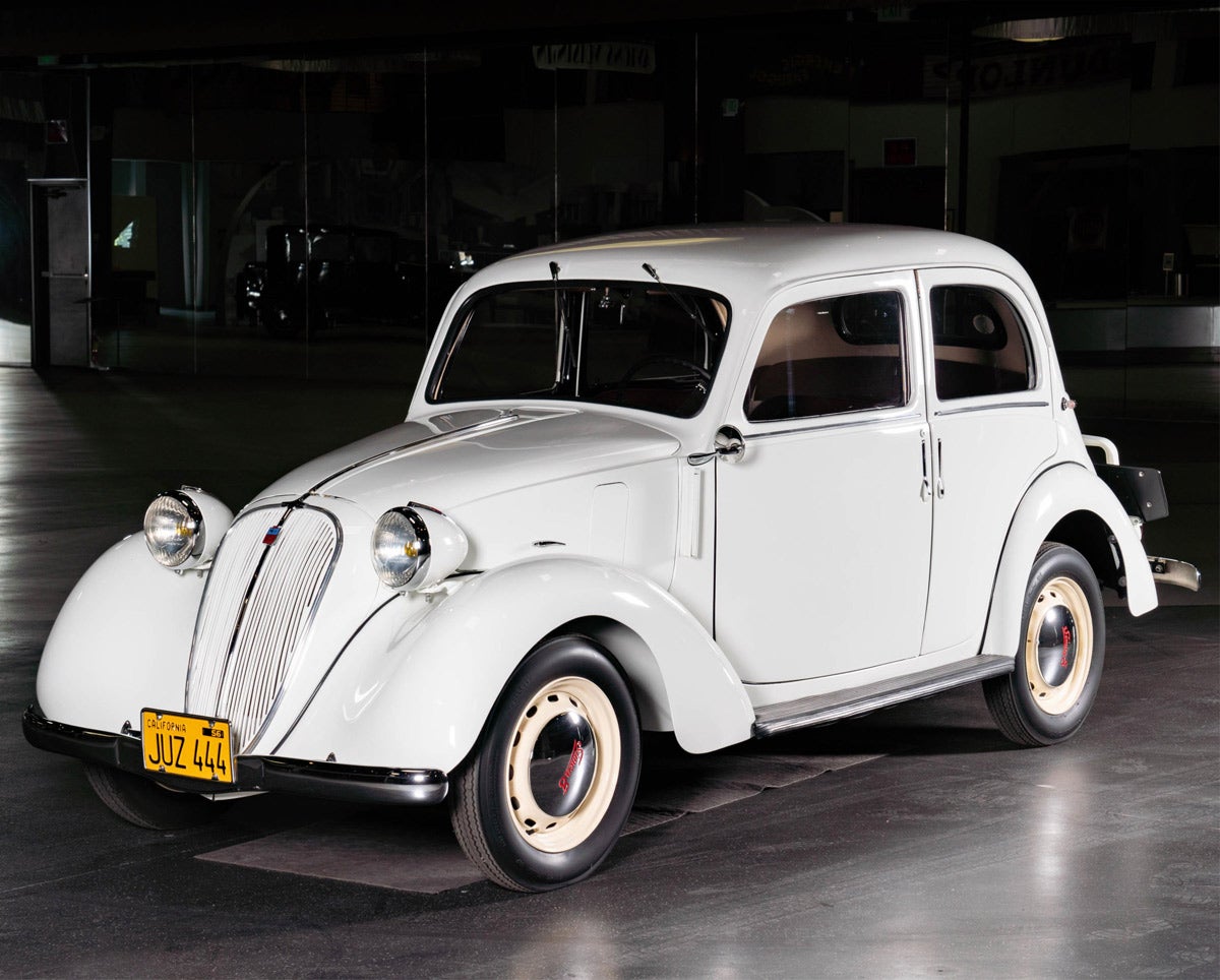 1949-simca-8-berline.jpg