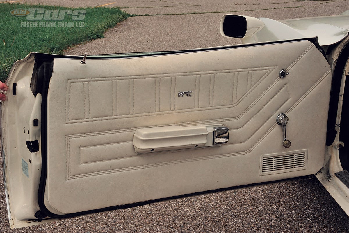 7-1973-mercury-cougar-hardtop-a149.jpg